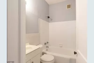 2011 Stecher Ave, Union Township, NJ 07083 - Photo 5