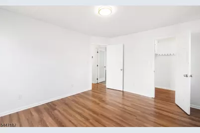 9 Riviera Dr, Somerville, NJ 08876 - Photo 17