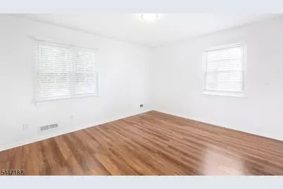 9 Riviera Dr, Somerville, NJ 08876 - Photo 15