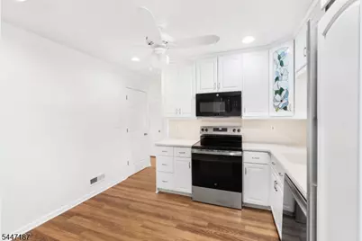 9 Riviera Dr, Somerville, NJ 08876 - Photo 9