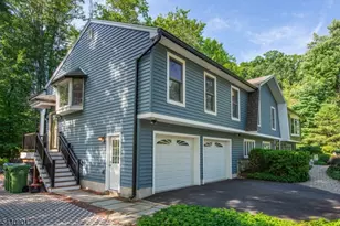 9 Flintlock Dr, Washington Township, NJ 07853 - Photo 3