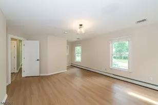 9 Flintlock Dr, Washington Township, NJ 07853 - Photo 15