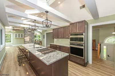 9 Flintlock Dr, Washington Township, NJ 07853 - Photo 7