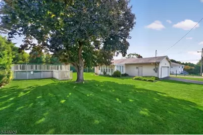 800 Baltimore St, Lopatcong Township, NJ 08865 - Photo 23