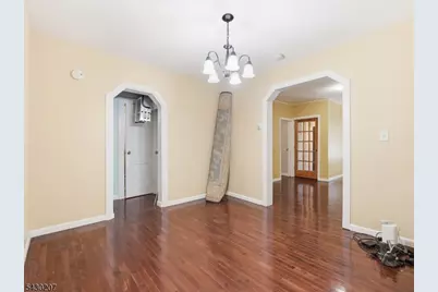615 Spruce St, Roselle, NJ 07203 - Photo 5