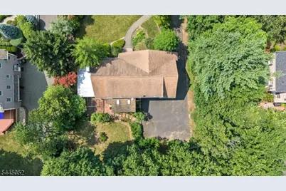 84 Green Ave, Madison, NJ 07940 - Photo 37