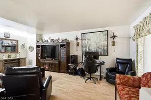 795-3 Eves Dr, Hillsborough Township, NJ 08844 - Photo 5