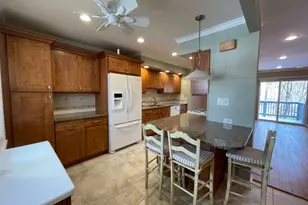 36 Coachlight Dr, Chatham Township, NJ 07928 - Photo 7