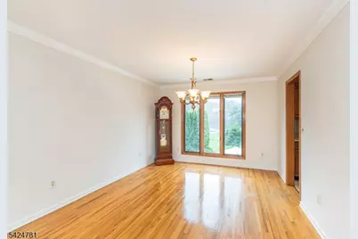 1 Old Timbers Ct, Roxbury Township, NJ 07847 - Photo 7