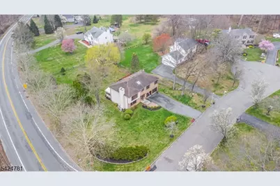 1 Old Timbers Ct, Roxbury Township, NJ 07847 - Photo 27