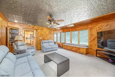 90 Emmans Rd, Roxbury Township, NJ 07852 - Photo 7