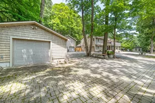 90 Emmans Rd, Roxbury Township, NJ 07852 - Photo 31