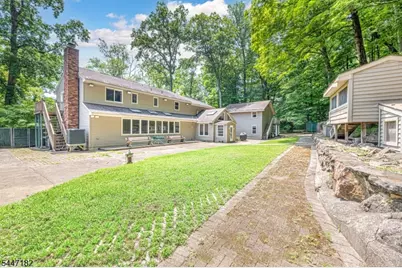 90 Emmans Rd, Roxbury Township, NJ 07852 - Photo 21