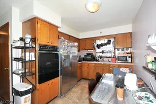 300 Kennedy Dr, Linden, NJ 07036 - Photo 5