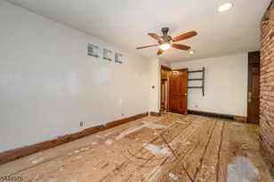 1097 State Route 173, Bethlehem Township, NJ 08802 - Photo 19
