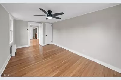 117 Mountain View Rd, Hillsborough Township, NJ 08844 - Photo 15