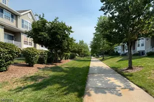 39 Briar Ln, Raritan Township, NJ 08822 - Photo 25