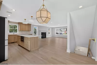 2240 Evergreen Ave, Scotch Plains Township, NJ 07076 - Photo 11