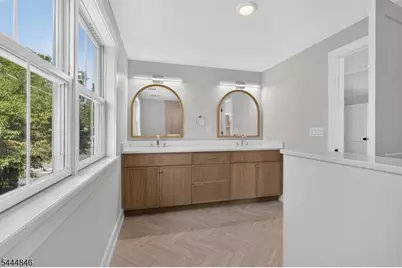 2240 Evergreen Ave, Scotch Plains Township, NJ 07076 - Photo 27