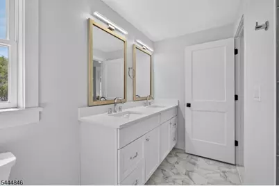 2240 Evergreen Ave, Scotch Plains Township, NJ 07076 - Photo 37