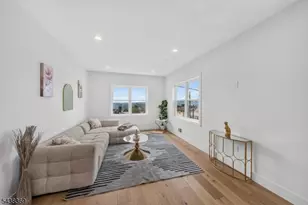 125 Cedarhurst Ave, Woodland Park, NJ 07424 - Photo 11