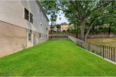125 Cedarhurst Ave, Woodland Park, NJ 07424 - Photo 41