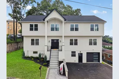 125 Cedarhurst Ave, Woodland Park, NJ 07424 - Photo 1
