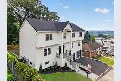 125 Cedarhurst Ave, Woodland Park, NJ 07424 - Photo 45
