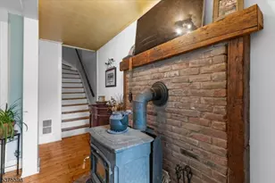 424 Hardwick St, Belvidere, NJ 07823 - Photo 5