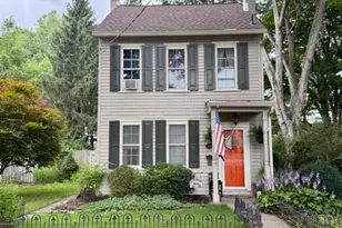 424 Hardwick St, Belvidere, NJ 07823 - Photo 1