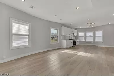 626 S 20th St, Newark, NJ 07103 - Photo 7