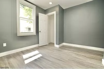 1012 Sanford Ave, Irvington, NJ 07111 - Photo 5