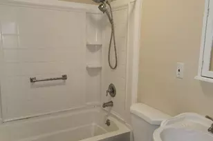 112 Brentwood Rd, Raritan, NJ 08869 - Photo 9