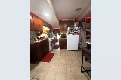 562 Summer St, Paterson, NJ 07501 - Photo 3