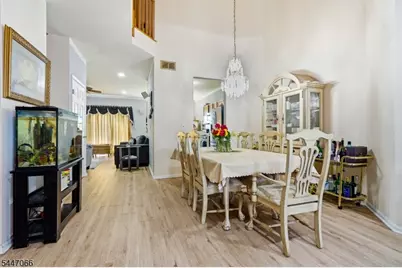 4 Reins Ct, Franklin Township, NJ 08873 - Photo 5