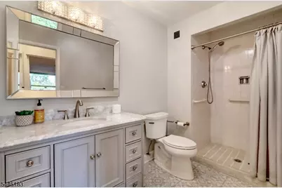2 Claridge Dr. 1Bw, Verona Twp., NJ 07044 - Photo 11