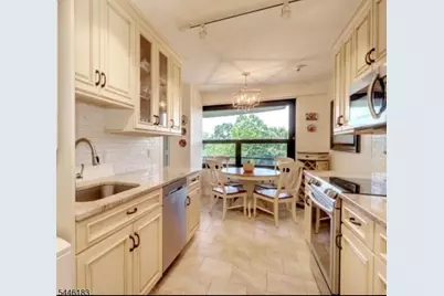 2 Claridge Dr. 1Bw, Verona Twp., NJ 07044 - Photo 5