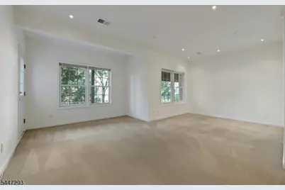 68 Independence Trl, Totowa, NJ 07512 - Photo 31