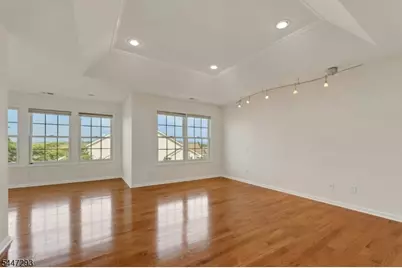 68 Independence Trl, Totowa, NJ 07512 - Photo 11