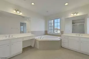 68 Independence Trail, Totowa, NJ 07512 - Photo 13