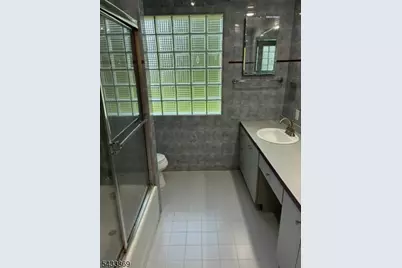 19 Crescent Rd, Wayne, NJ 07470 - Photo 17