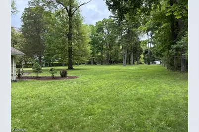 19 Crescent Rd, Wayne, NJ 07470 - Photo 25