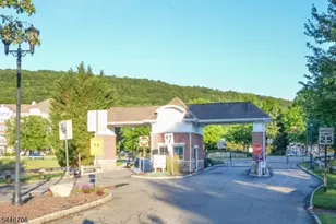 2107 Warren's Way, Wanaque, NJ 07465 - Photo 21
