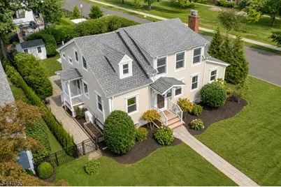 21 Duchamp Pl, Chatham, NJ 07928 - Photo 3
