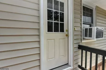 101 Madison Ave, Midland Park, NJ 07432 - Photo 3