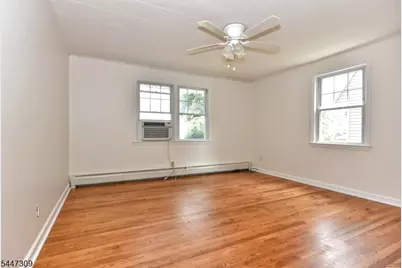 101 Madison Ave, Midland Park, NJ 07432 - Photo 13