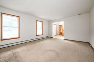 9 Carriage Ln, Hardyston Township, NJ 07419 - Photo 7