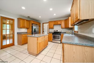 9 Carriage Ln, Hardyston Township, NJ 07419 - Photo 19