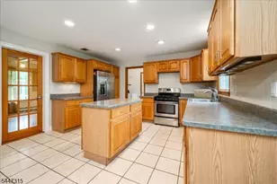 9 Carriage Ln, Hardyston Township, NJ 07419 - Photo 19