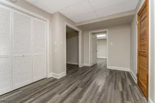 3 Chelsea Cir, Raritan Township, NJ 08822 - Photo 9